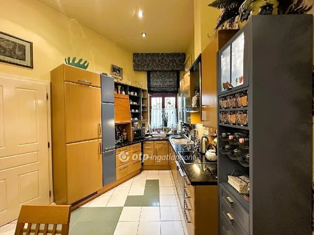Eladó lakás Budapest II. kerület 122 nm