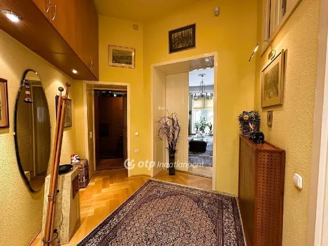 Eladó lakás Budapest II. kerület 122 nm