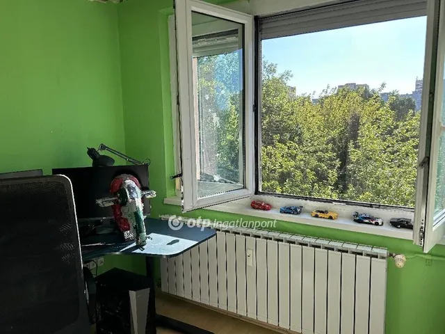 Eladó lakás Budapest III. kerület 79 nm