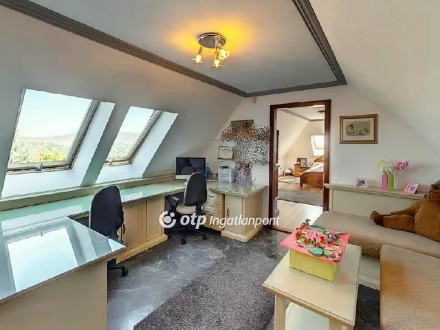 Eladó ház Budapest II. kerület 450 nm