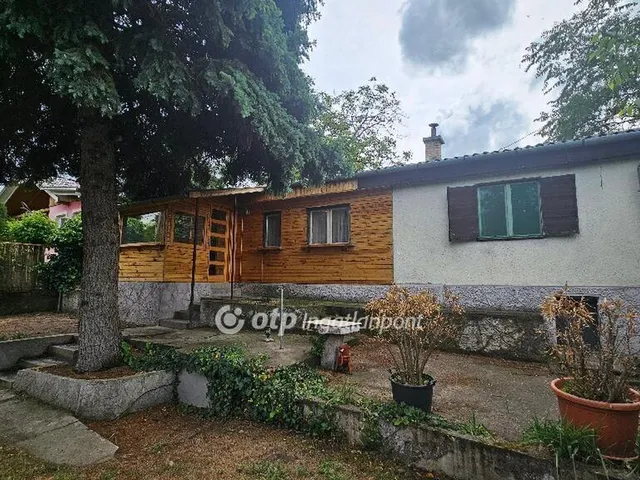 Eladó nyaraló Szigetszentmiklós 44 nm