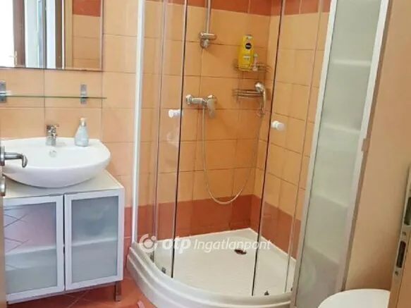 Eladó lakás Budapest VI. kerület 45 nm
