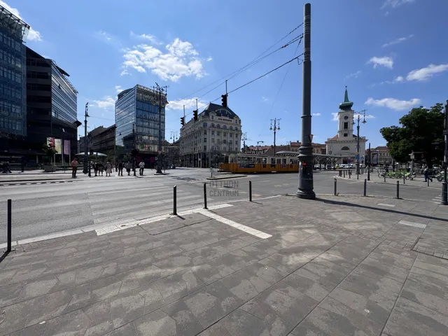 Eladó kereskedelmi és ipari ingatlan Budapest V. kerület, Dél-Belváros 145 nm