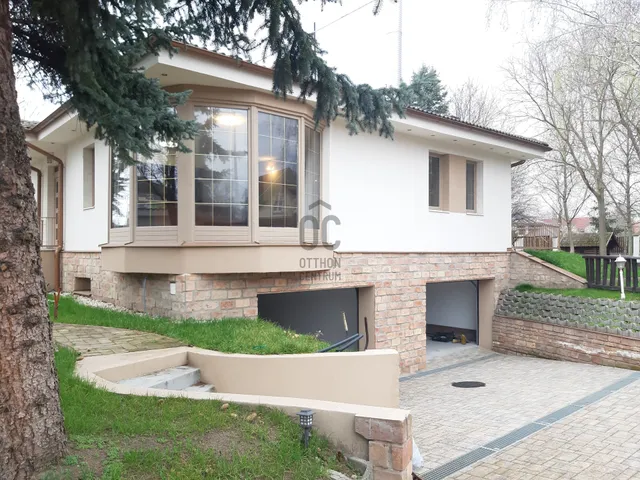 Eladó ház Debrecen, Nyulas 280 nm