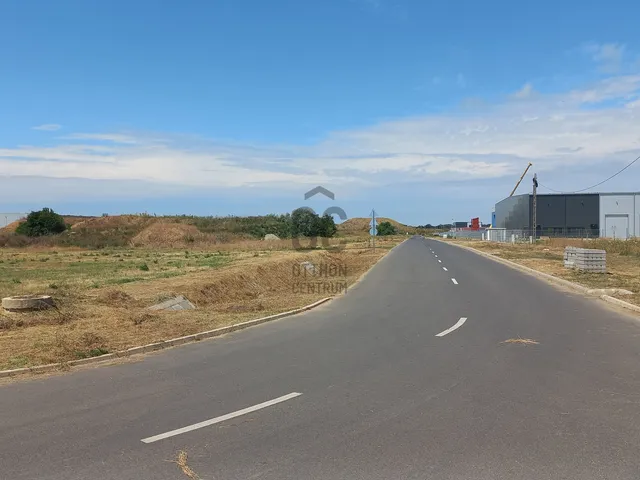 Eladó telek Debrecen 4292 nm