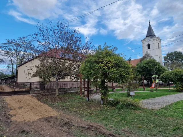 Eladó ház Tetétlen 100 nm