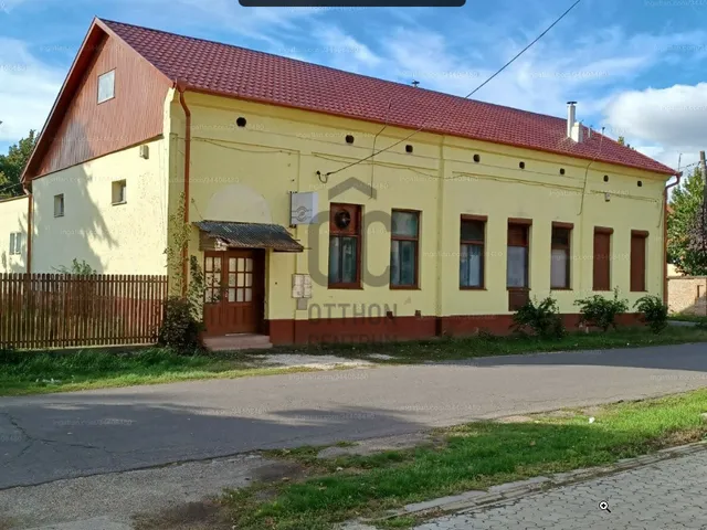 Eladó ház Hajdúdorog 300 nm