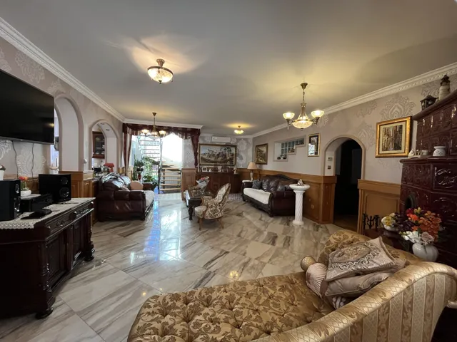 Eladó ház Debrecen, Biharikert 210 nm