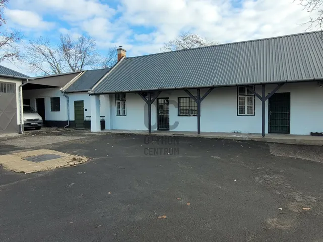 Kiadó kereskedelmi és ipari ingatlan Debrecen, Köntöskert 280 nm
