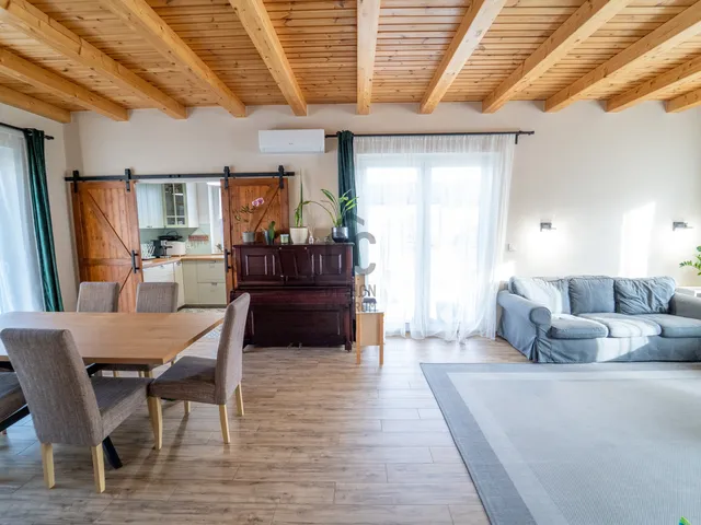 Eladó ház Mikepércs 125 nm