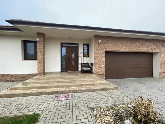 Eladó ház Debrecen 132 nm