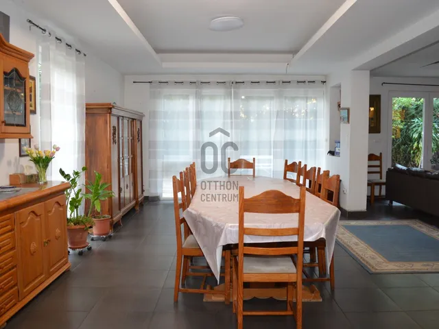 Eladó ház Debrecen, Ondód 300 nm