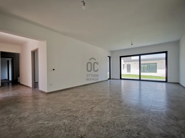 Eladó ház Székesfehérvár, Öreghegy 172 nm