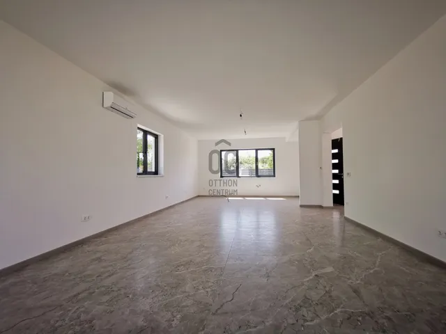 Eladó ház Székesfehérvár, Öreghegy 172 nm