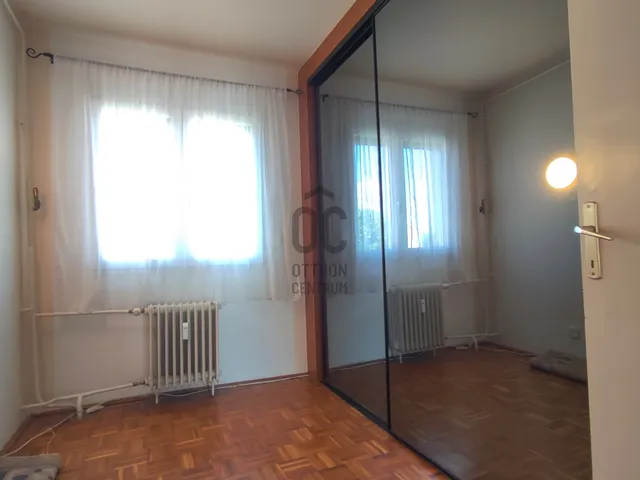 Eladó lakás Székesfehérvár, Szedreskert 61 nm