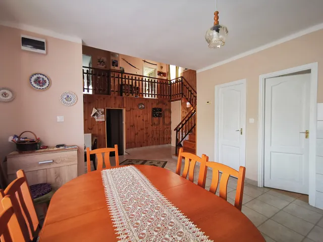 Eladó ház Sárszentmihály 212 nm