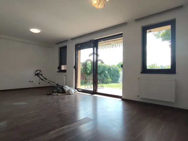 Eladó ház Székesfehérvár, Belváros 137 nm