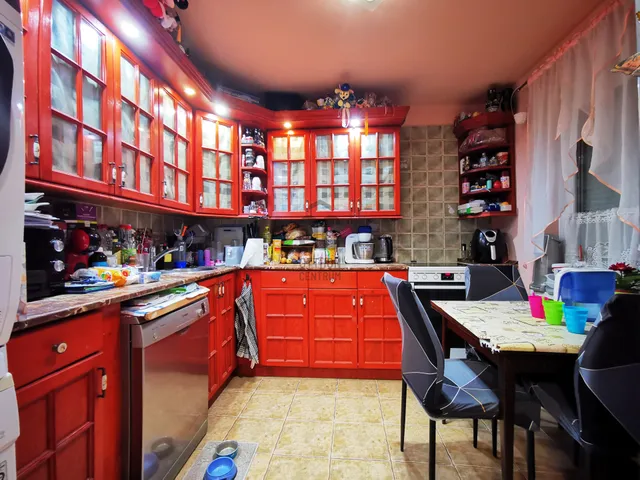 Eladó lakás Székesfehérvár, Maroshegy 63 nm