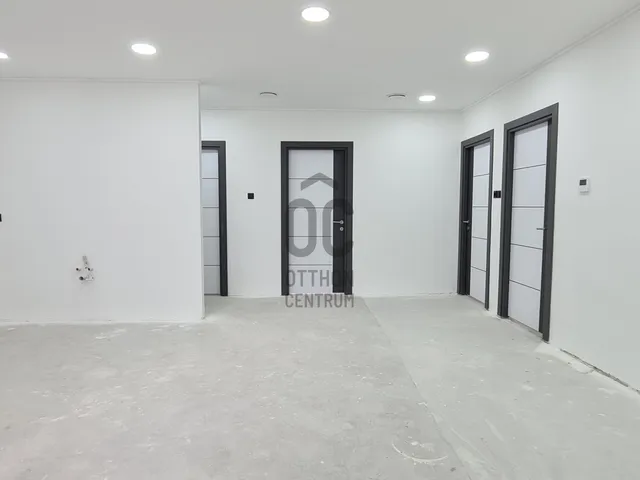 Eladó lakás Székesfehérvár 100 nm