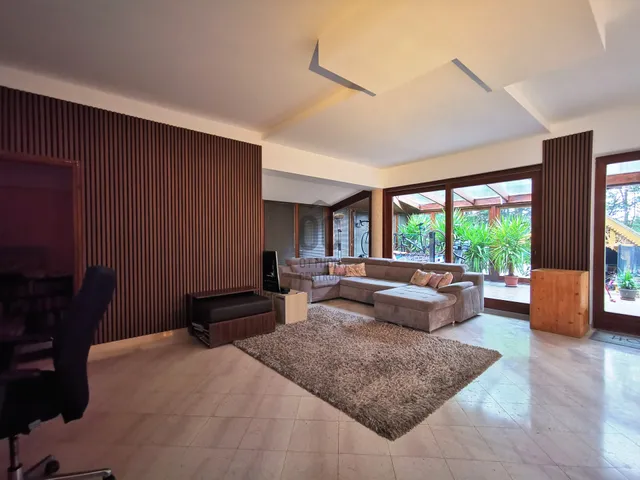 Eladó ház Velence 375 nm