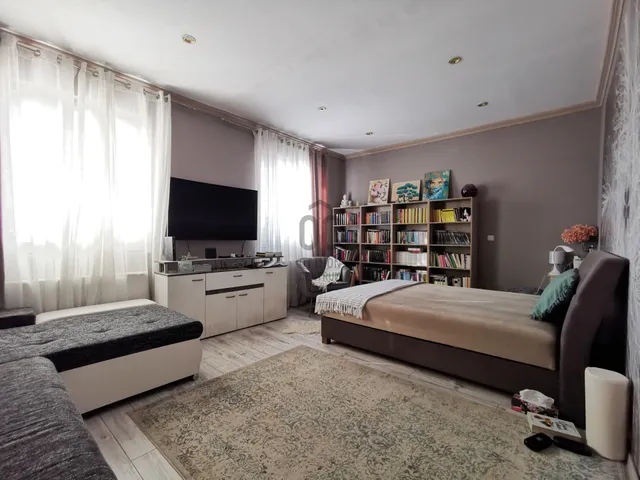 Eladó ház Sárszentmihály 216 nm