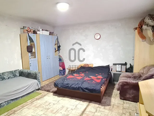 Eladó ház Kisláng 2158 nm