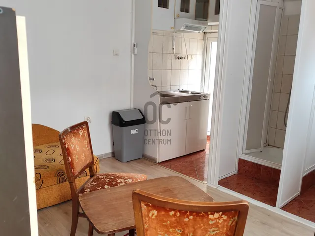 Kiadó lakás Székesfehérvár, Belváros 14 nm