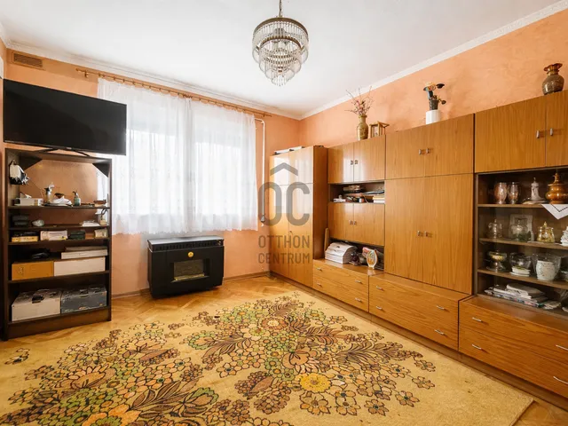 Eladó lakás Székesfehérvár 120 nm