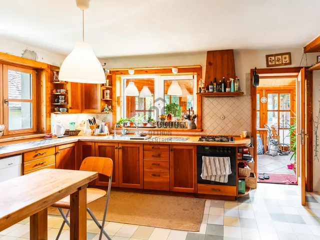 Eladó ház Bodajk 183 nm