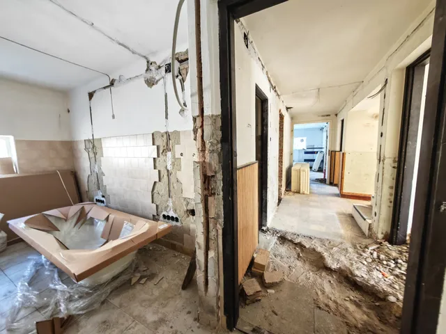 Eladó ház Székesfehérvár, Feketehegy 234 nm