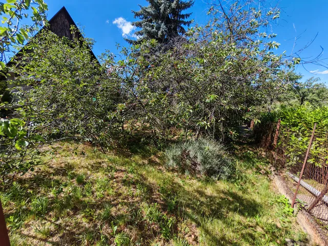 Eladó telek Pákozd 839 nm
