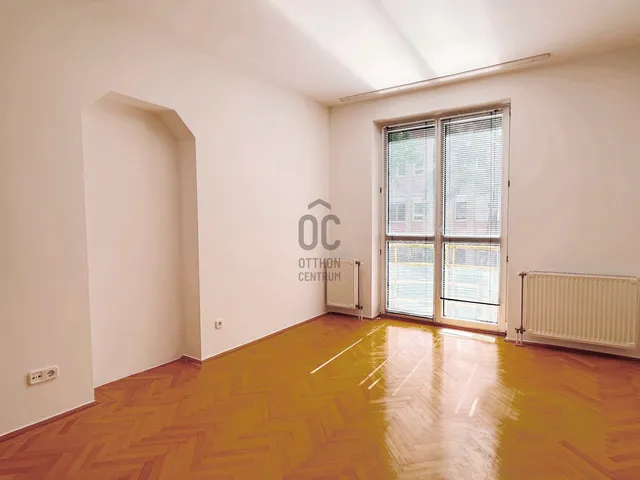 Eladó lakás Székesfehérvár, Belváros