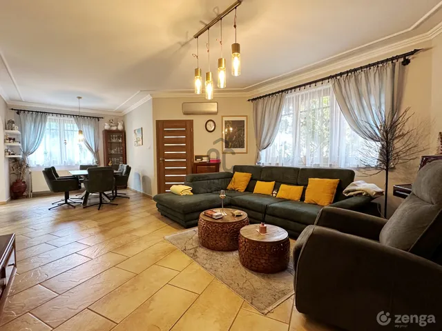 Eladó ház Székesfehérvár, Szárazrét 161 nm