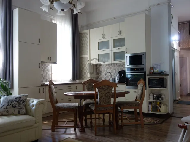 Eladó lakás Budapest XIV. kerület, Herminamező 68 nm