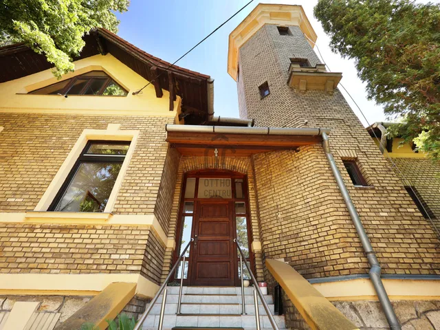 Eladó ház Budapest XVI. kerület, Sashalom 210 nm