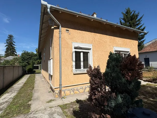 Eladó ház Budapest XIV. kerület, Alsórákos, Lipótvár utca 130 nm
