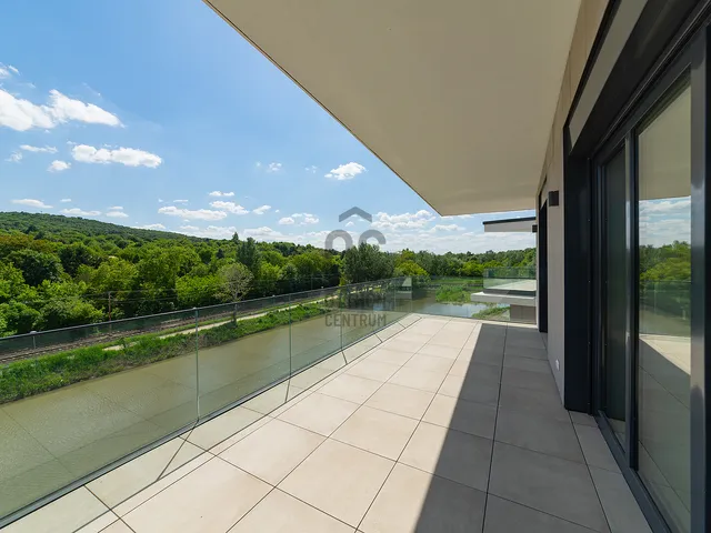 Eladó lakás Budapest XI. kerület, Kőérberek 93 nm
