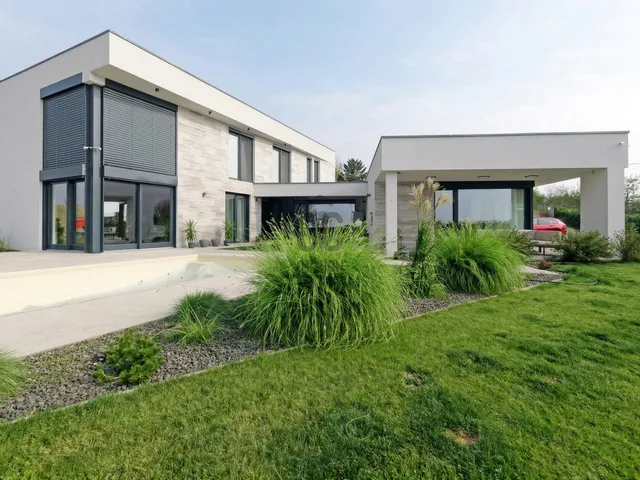 Eladó ház Vác, Törökhegy 272 nm