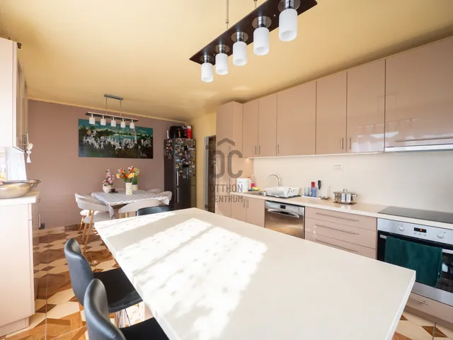 Eladó lakás Budapest IV. kerület, Káposztásmegyer 73 nm