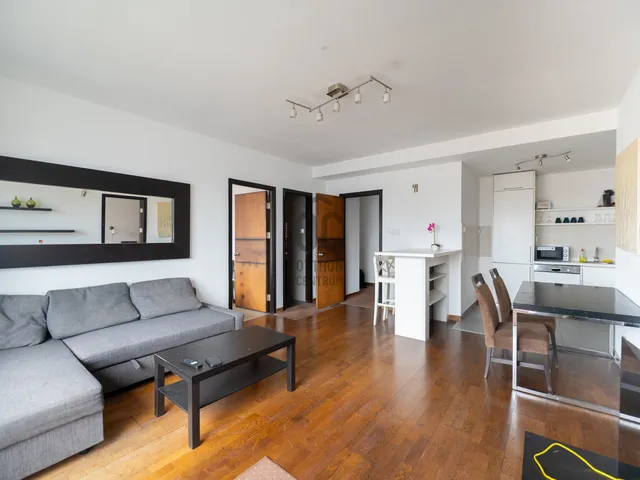 Eladó lakás Budapest VI. kerület 74 nm