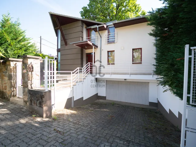Eladó ház Budapest II. kerület, Adyliget 267 nm