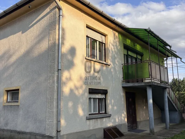 Eladó ház Megyaszó 210 nm