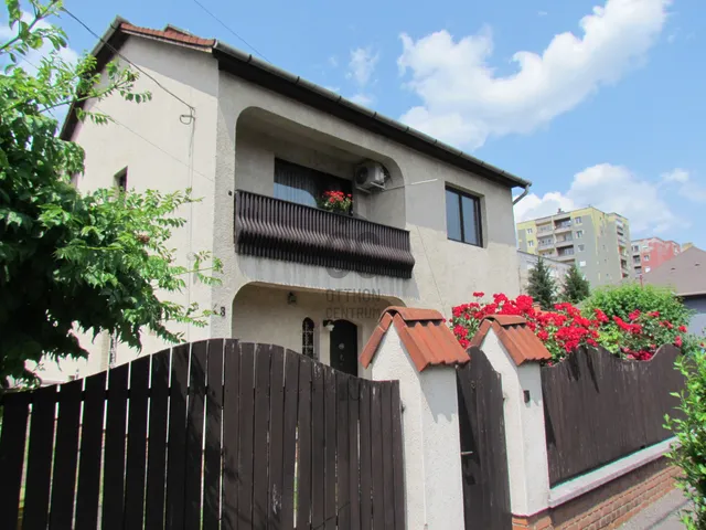 Eladó ház Miskolc, Bulgárföld 132 nm