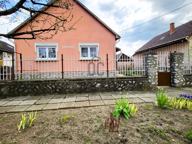 Eladó ház Miskolc, Martinkertváros 70 nm
