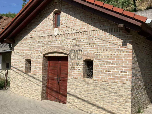 Eladó kereskedelmi és ipari ingatlan Miskolc 37 nm