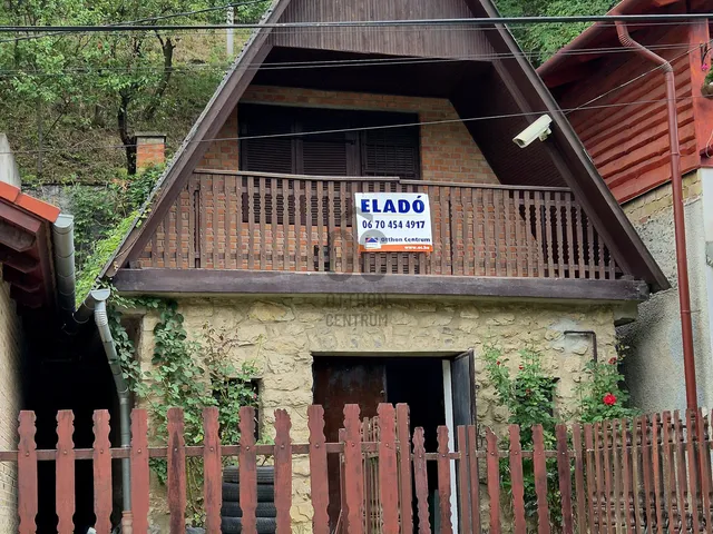 Eladó kereskedelmi és ipari ingatlan Miskolc 64 nm