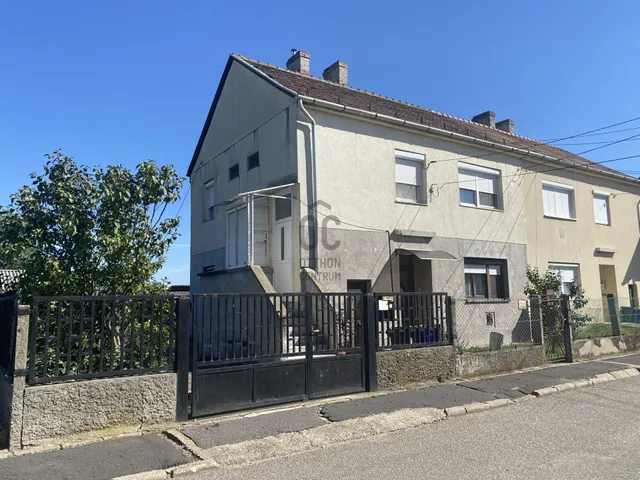 Eladó ház Sajószentpéter 60 nm