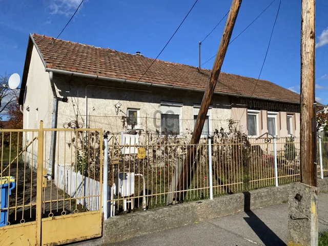 Eladó ház Kazincbarcika, Kertváros 48 nm