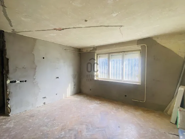 Eladó lakás Miskolc, Győri kapu 38 nm