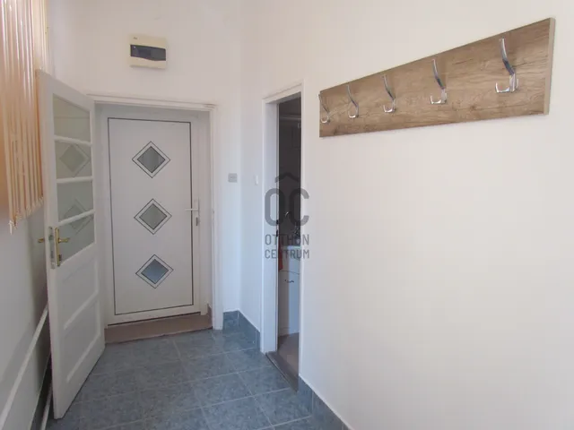 Kiadó kereskedelmi és ipari ingatlan Miskolc, Belváros 80 nm